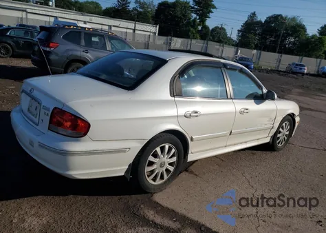 2002 Hyundai Sonata Gls z USA, uszkodzony, nr VIN KMHWF35HX2A591620
